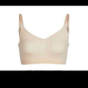 SKIMS Sculpting Bralette sz 2X/3X in SAND *NEW*